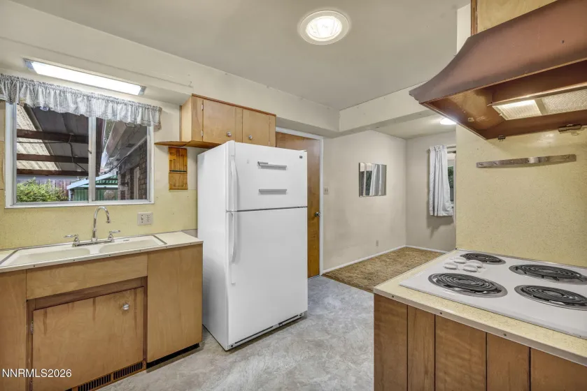 221 Iris, Carson City, Nevada 89703, 3 Bedrooms Bedrooms, ,2 BathroomsBathrooms,Residential,Residential,Iris,0,260009370