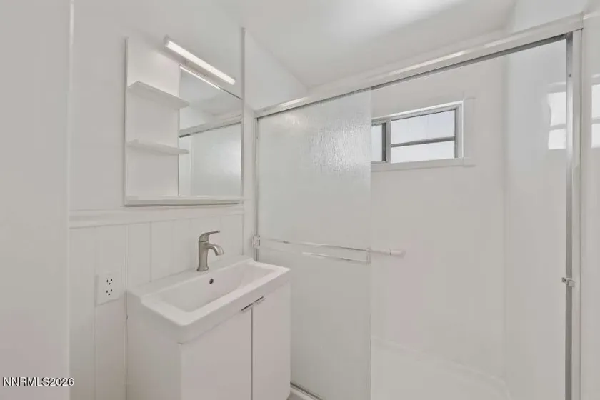 530 H, Sparks, Nevada 89431, 2 Bedrooms Bedrooms, ,1 BathroomBathrooms,Residential,Residential,H,0,260009371
