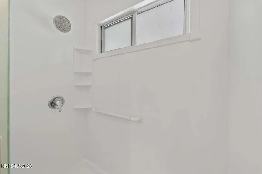 530 H, Sparks, Nevada 89431, 2 Bedrooms Bedrooms, ,1 BathroomBathrooms,Residential,Residential,H,0,260009371