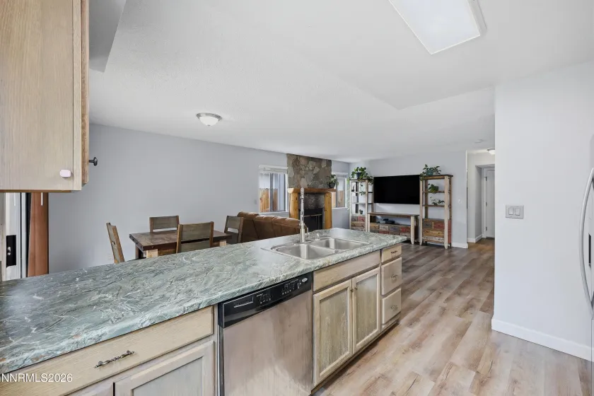 5840 Starcrest, Reno, Nevada 89523, 3 Bedrooms Bedrooms, ,3 BathroomsBathrooms,Residential,Residential,Starcrest,0,260009378