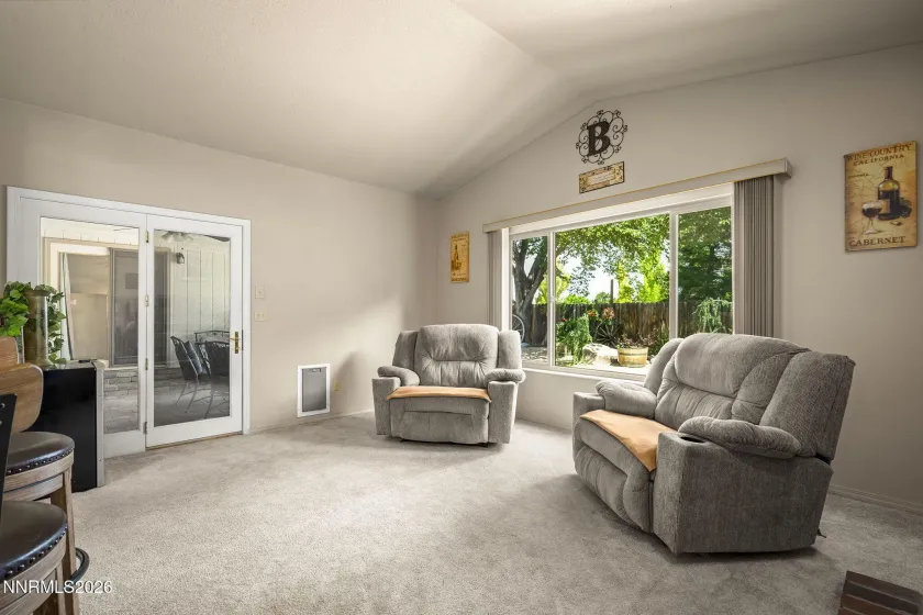5085 Palo Alto, Sparks, Nevada 89436, 3 Bedrooms Bedrooms, ,2 BathroomsBathrooms,Residential,Residential,Palo Alto,0,260009380