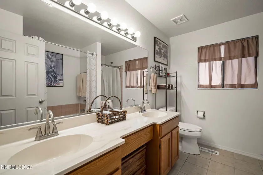 5085 Palo Alto, Sparks, Nevada 89436, 3 Bedrooms Bedrooms, ,2 BathroomsBathrooms,Residential,Residential,Palo Alto,0,260009380