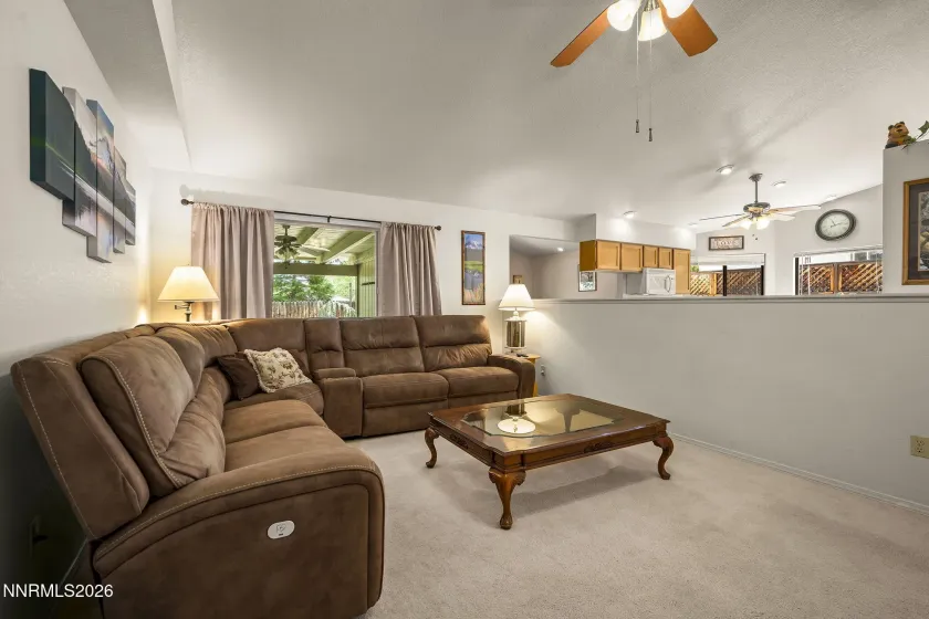 5085 Palo Alto, Sparks, Nevada 89436, 3 Bedrooms Bedrooms, ,2 BathroomsBathrooms,Residential,Residential,Palo Alto,0,260009380