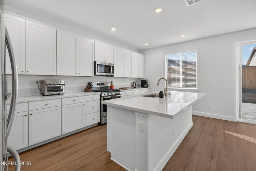 7938 Willow Thicket, Reno, Nevada 89502, 4 Bedrooms Bedrooms, ,4 BathroomsBathrooms,Residential,Residential,Willow Thicket,0,260009381