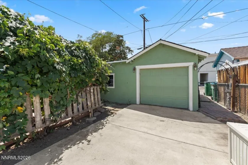 325 5th, Sparks, Nevada 89431, 2 Bedrooms Bedrooms, ,1 BathroomBathrooms,Residential,Residential,5th,0,260009382