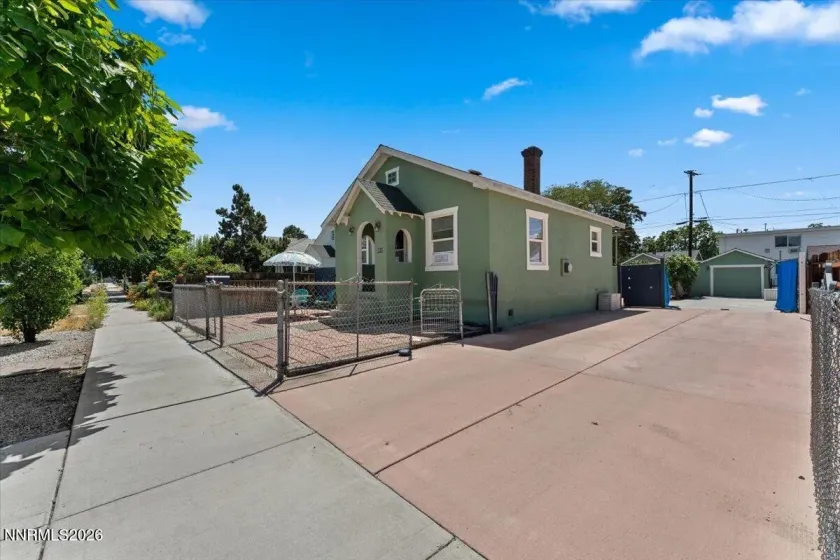 325 5th, Sparks, Nevada 89431, 2 Bedrooms Bedrooms, ,1 BathroomBathrooms,Residential,Residential,5th,0,260009382