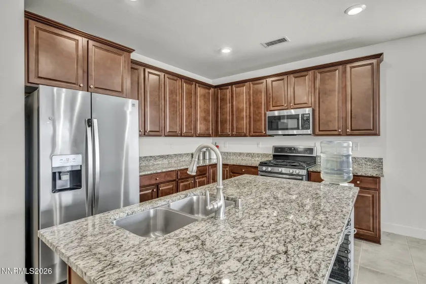 7370 Overture, Reno, Nevada 89506, 3 Bedrooms Bedrooms, ,2 BathroomsBathrooms,Residential,Residential,Overture,0,260009390