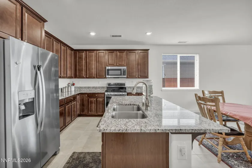 7370 Overture, Reno, Nevada 89506, 3 Bedrooms Bedrooms, ,2 BathroomsBathrooms,Residential,Residential,Overture,0,260009390