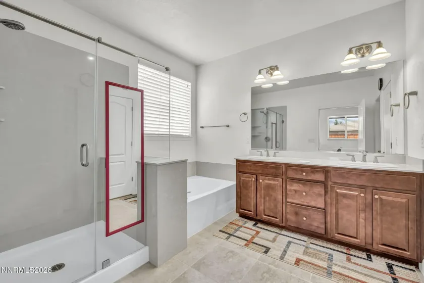 7370 Overture, Reno, Nevada 89506, 3 Bedrooms Bedrooms, ,2 BathroomsBathrooms,Residential,Residential,Overture,0,260009390