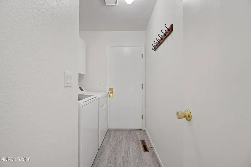 1349 Mary Jo, Gardnerville, Nevada 89460, 3 Bedrooms Bedrooms, ,2 BathroomsBathrooms,Residential,Residential,Mary Jo,0,260009393