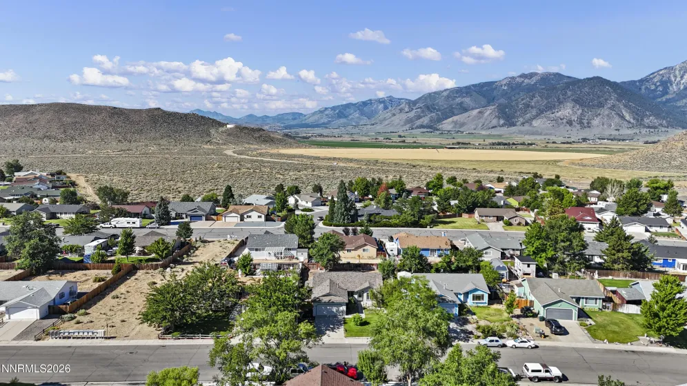 1349 Mary Jo, Gardnerville, Nevada 89460, 3 Bedrooms Bedrooms, ,2 BathroomsBathrooms,Residential,Residential,Mary Jo,0,260009393
