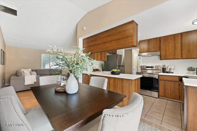 8570 Corrigan, Reno, Nevada 89506, 4 Bedrooms Bedrooms, ,2 BathroomsBathrooms,Residential,Residential,Corrigan,0,260009398