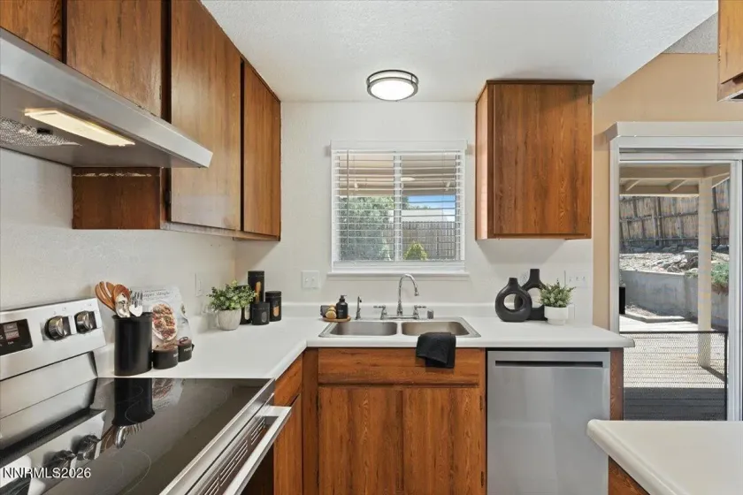 8570 Corrigan, Reno, Nevada 89506, 4 Bedrooms Bedrooms, ,2 BathroomsBathrooms,Residential,Residential,Corrigan,0,260009398