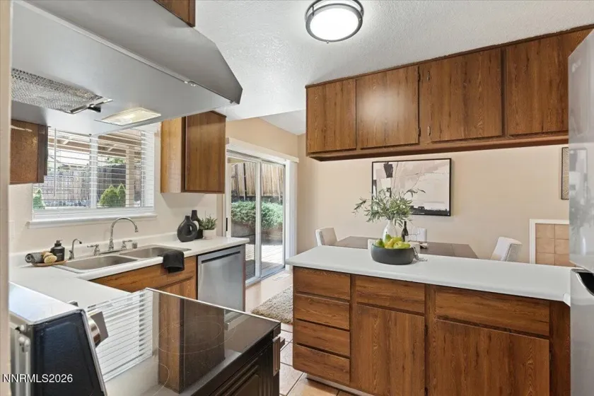 8570 Corrigan, Reno, Nevada 89506, 4 Bedrooms Bedrooms, ,2 BathroomsBathrooms,Residential,Residential,Corrigan,0,260009398