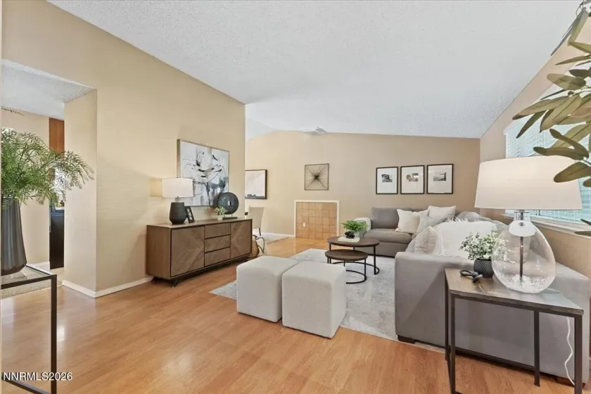 8570 Corrigan, Reno, Nevada 89506, 4 Bedrooms Bedrooms, ,2 BathroomsBathrooms,Residential,Residential,Corrigan,0,260009398