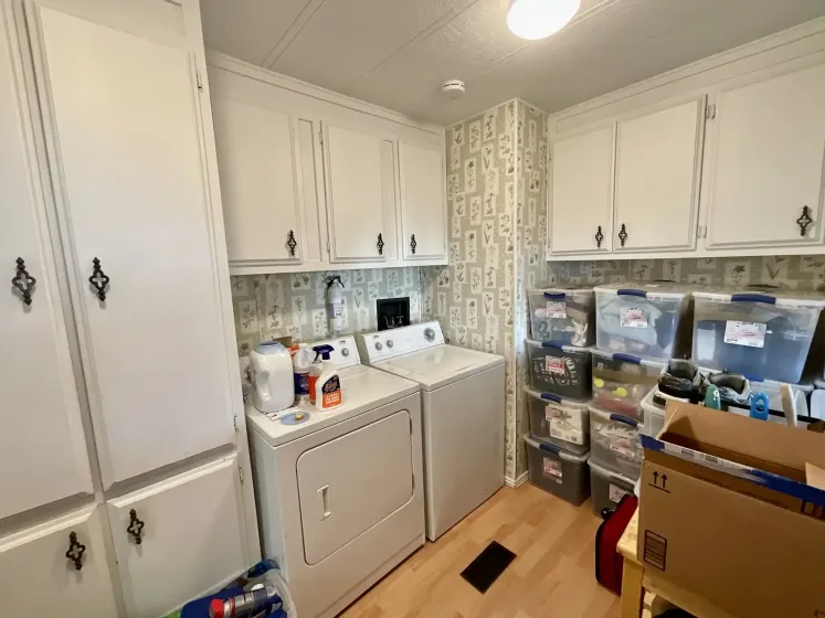 194 Daggett Drive, Reno, Nevada 89511, 2 Bedrooms Bedrooms, 12 Rooms Rooms,2 BathroomsBathrooms,Manufactured,Residential,Daggett,0,260009409
