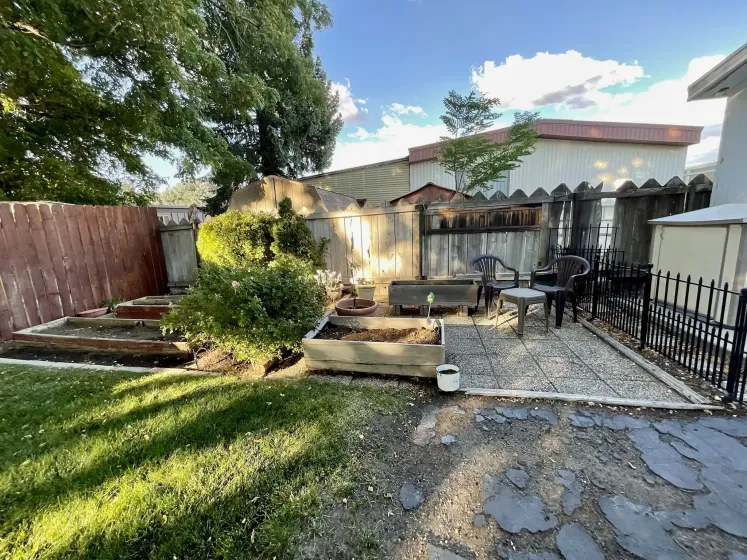 194 Daggett Drive, Reno, Nevada 89511, 2 Bedrooms Bedrooms, 12 Rooms Rooms,2 BathroomsBathrooms,Manufactured,Residential,Daggett,0,260009409
