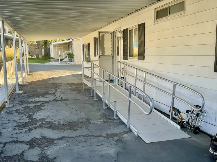 194 Daggett Drive, Reno, Nevada 89511, 2 Bedrooms Bedrooms, 12 Rooms Rooms,2 BathroomsBathrooms,Manufactured,Residential,Daggett,0,260009409
