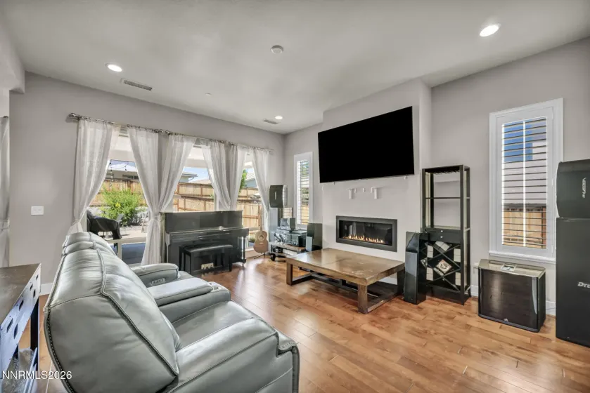 4747 Chromium, Sparks, Nevada 89436, 3 Bedrooms Bedrooms, ,3 BathroomsBathrooms,Residential,Residential,Chromium,0,260009411
