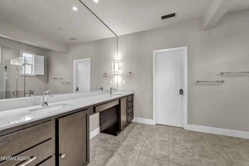 4747 Chromium, Sparks, Nevada 89436, 3 Bedrooms Bedrooms, ,3 BathroomsBathrooms,Residential,Residential,Chromium,0,260009411