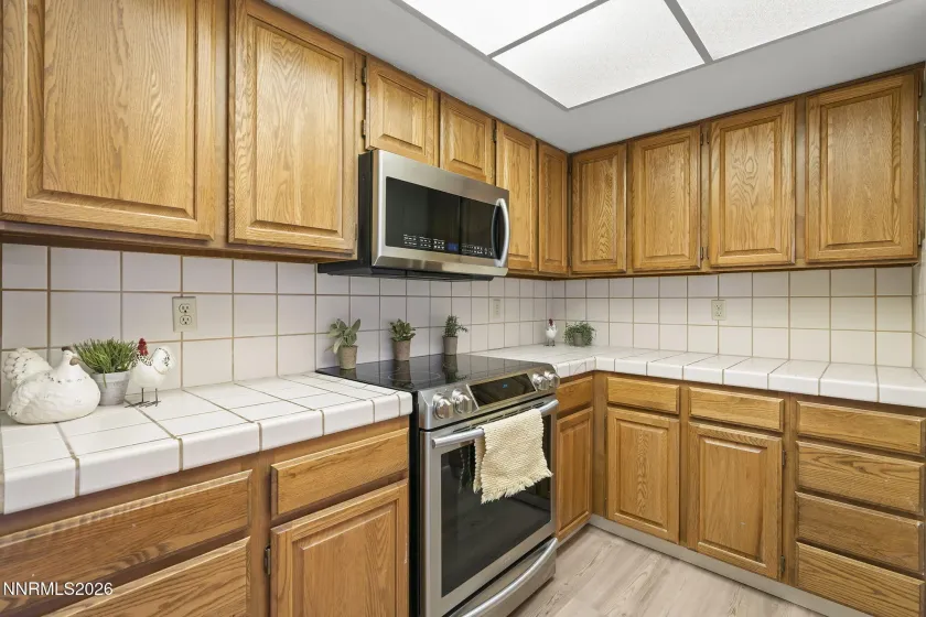 3095 Lakeside, Reno, Nevada 89509, 2 Bedrooms Bedrooms, ,2 BathroomsBathrooms,Residential,Residential,Lakeside,0,260009412