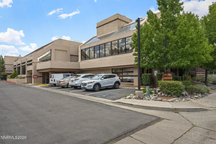 3095 Lakeside, Reno, Nevada 89509, 2 Bedrooms Bedrooms, ,2 BathroomsBathrooms,Residential,Residential,Lakeside,0,260009412