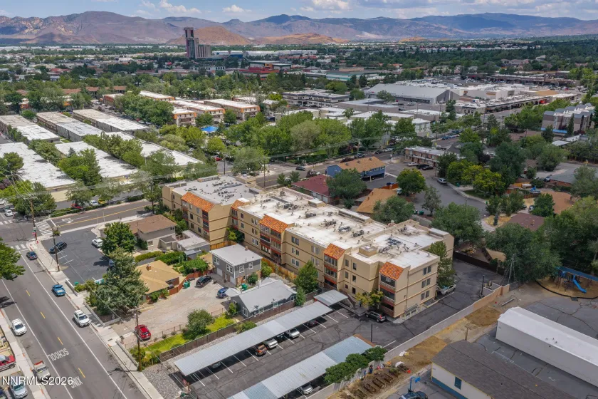 3095 Lakeside, Reno, Nevada 89509, 2 Bedrooms Bedrooms, ,2 BathroomsBathrooms,Residential,Residential,Lakeside,0,260009412