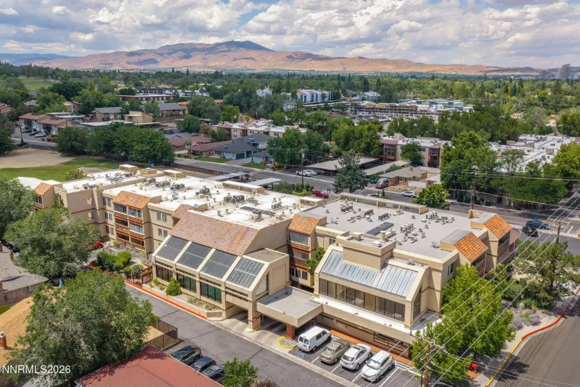3095 Lakeside, Reno, Nevada 89509, 2 Bedrooms Bedrooms, ,2 BathroomsBathrooms,Residential,Residential,Lakeside,0,260009412