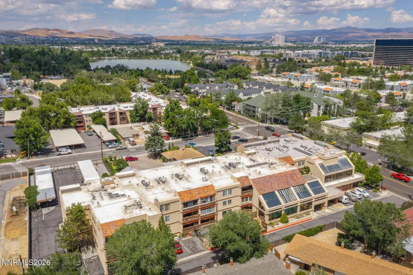 3095 Lakeside, Reno, Nevada 89509, 2 Bedrooms Bedrooms, ,2 BathroomsBathrooms,Residential,Residential,Lakeside,0,260009412