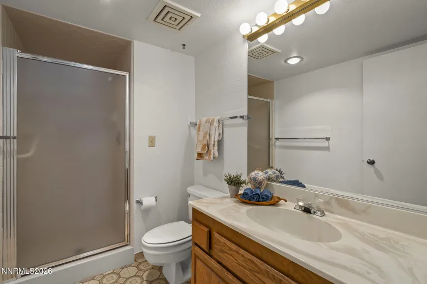 3095 Lakeside, Reno, Nevada 89509, 2 Bedrooms Bedrooms, ,2 BathroomsBathrooms,Residential,Residential,Lakeside,0,260009412