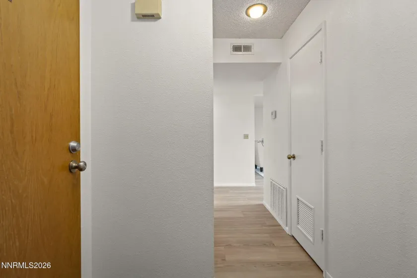 3095 Lakeside, Reno, Nevada 89509, 2 Bedrooms Bedrooms, ,2 BathroomsBathrooms,Residential,Residential,Lakeside,0,260009412