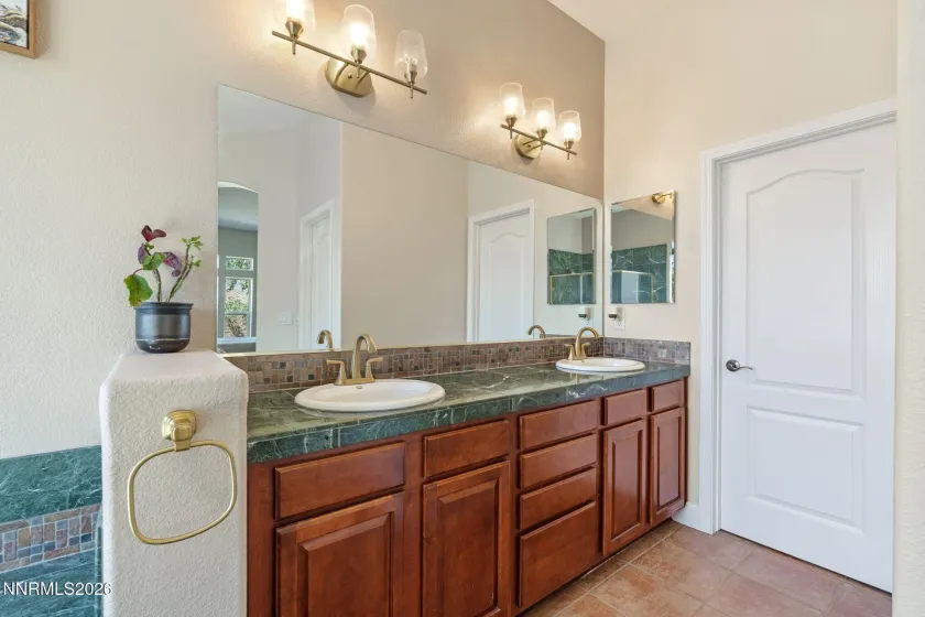 3312 Dog Leg, Minden, Nevada 89423, 4 Bedrooms Bedrooms, ,4 BathroomsBathrooms,Residential,Residential,Dog Leg,0,260009414