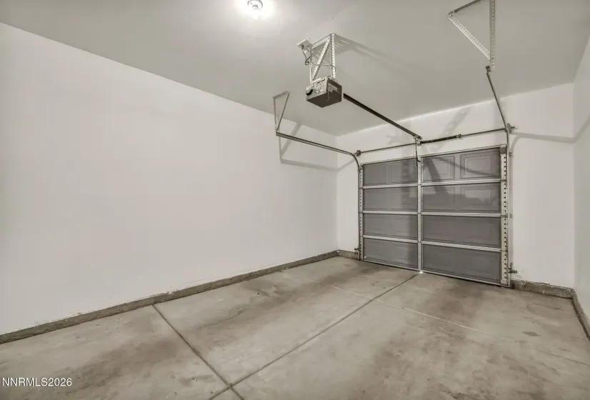 One-Car Garage – Convenient one-car garage with direct access from the laundry room, providing added ease and functionality.