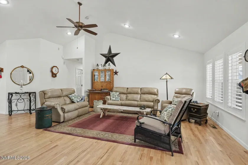 4635 Country River, Fallon, Nevada 89406, 3 Bedrooms Bedrooms, ,3 BathroomsBathrooms,Residential,Residential,Country River,0,260009424