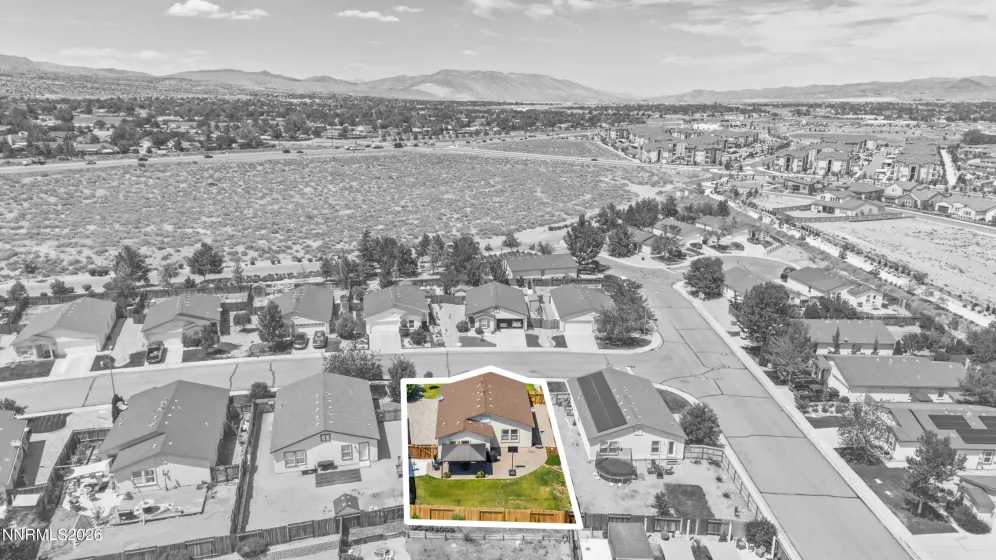 1277 Lullabrooke, Sparks, Nevada 89436, 3 Bedrooms Bedrooms, ,2 BathroomsBathrooms,Residential,Residential,Lullabrooke,0,260009428
