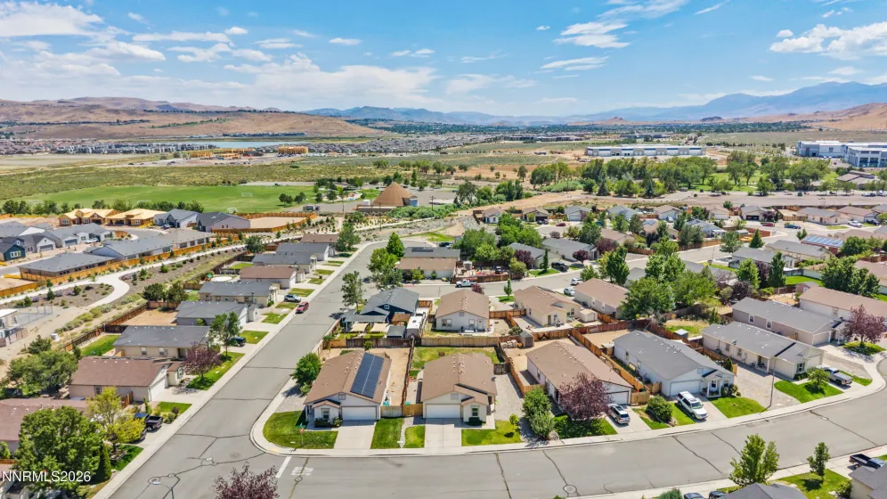 1277 Lullabrooke, Sparks, Nevada 89436, 3 Bedrooms Bedrooms, ,2 BathroomsBathrooms,Residential,Residential,Lullabrooke,0,260009428