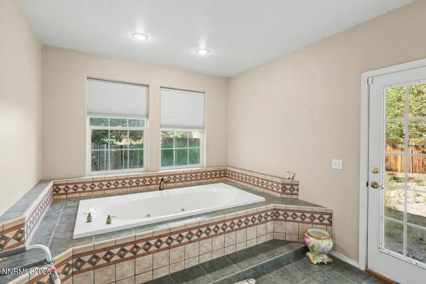 887 Ronald, Fallon, Nevada 89406, 4 Bedrooms Bedrooms, ,3 BathroomsBathrooms,Residential,Residential,Ronald,0,260009429
