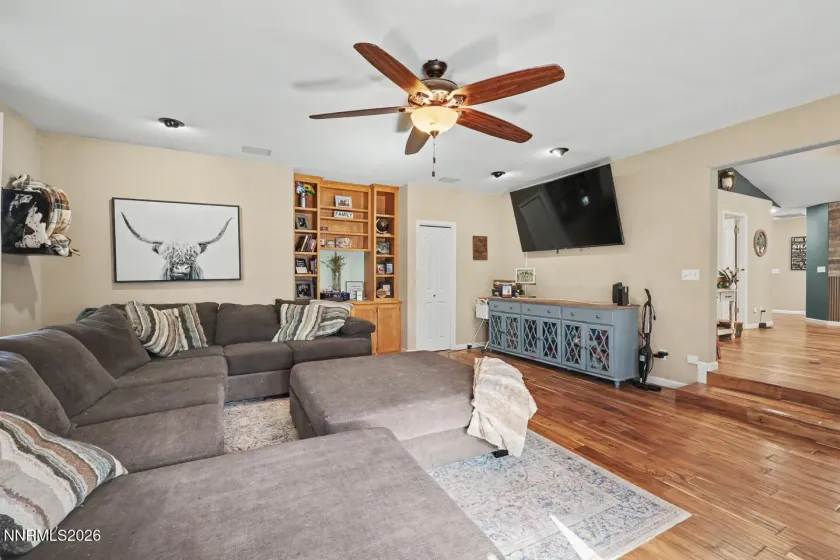 887 Ronald, Fallon, Nevada 89406, 4 Bedrooms Bedrooms, ,3 BathroomsBathrooms,Residential,Residential,Ronald,0,260009429