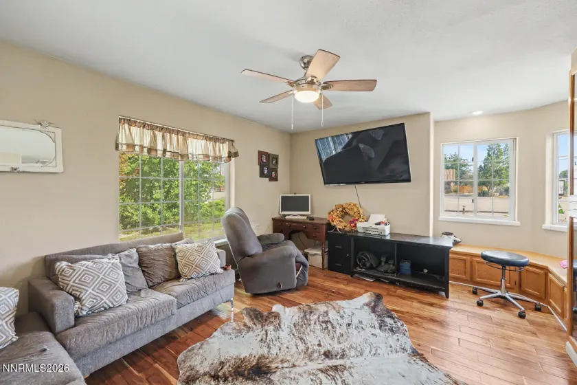 887 Ronald, Fallon, Nevada 89406, 4 Bedrooms Bedrooms, ,3 BathroomsBathrooms,Residential,Residential,Ronald,0,260009429