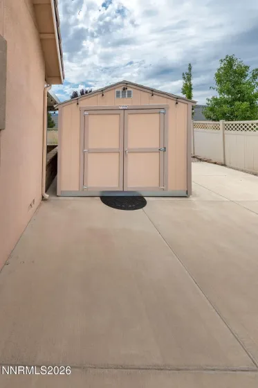 side shed