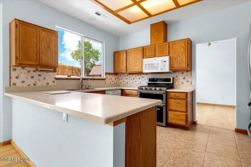3947 Regal, Reno, Nevada 89503, 5 Bedrooms Bedrooms, ,3 BathroomsBathrooms,Residential,Residential,Regal,0,260009431