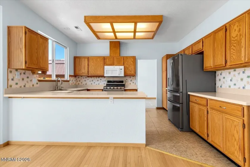 3947 Regal, Reno, Nevada 89503, 5 Bedrooms Bedrooms, ,3 BathroomsBathrooms,Residential,Residential,Regal,0,260009431