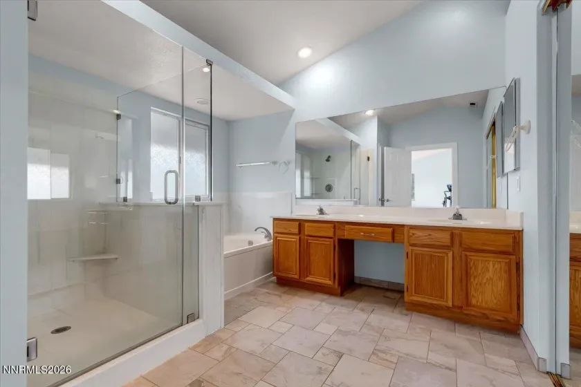 3947 Regal, Reno, Nevada 89503, 5 Bedrooms Bedrooms, ,3 BathroomsBathrooms,Residential,Residential,Regal,0,260009431