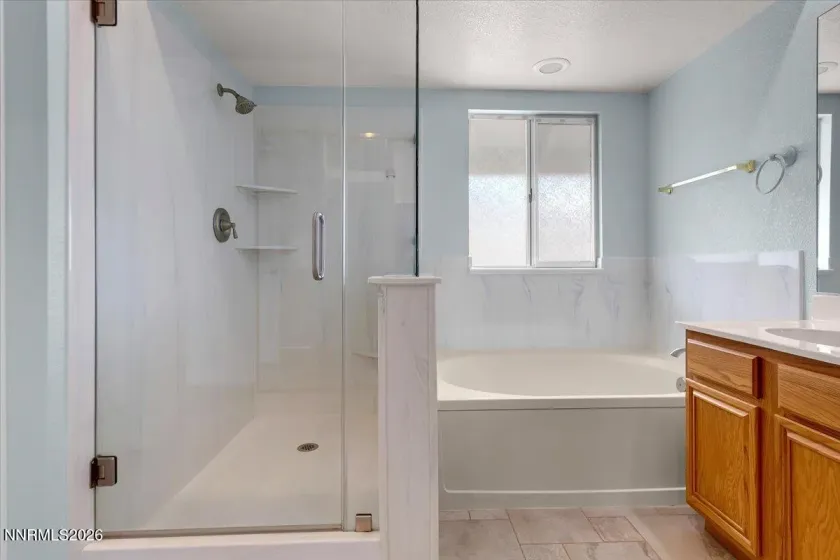 3947 Regal, Reno, Nevada 89503, 5 Bedrooms Bedrooms, ,3 BathroomsBathrooms,Residential,Residential,Regal,0,260009431