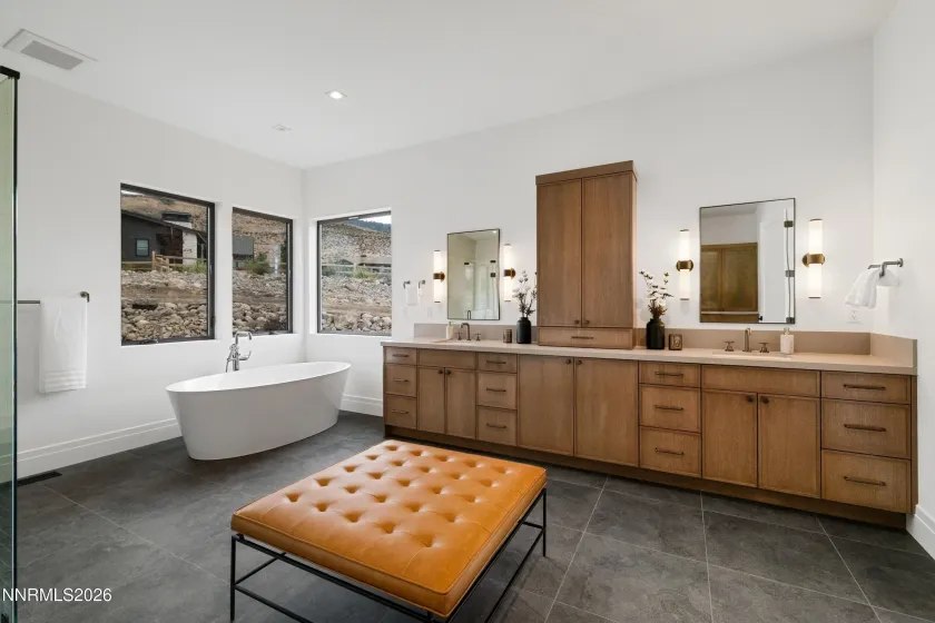 4065 Gray Fox, Reno, Nevada 89511, 4 Bedrooms Bedrooms, ,4 BathroomsBathrooms,Residential,Residential,Gray Fox,0,260009432