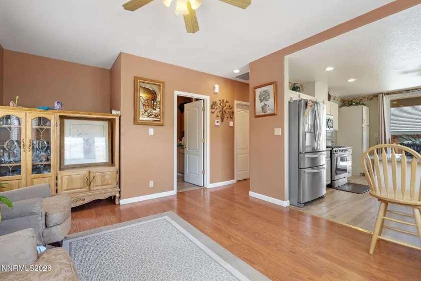 7233 Heatherwood, Reno, Nevada 89523, 3 Bedrooms Bedrooms, ,2 BathroomsBathrooms,Residential,Residential,Heatherwood,0,260009437