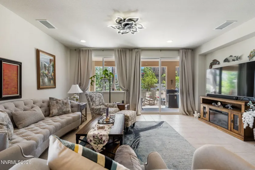 1161 Callaway, Reno, Nevada 89523, 2 Bedrooms Bedrooms, ,2 BathroomsBathrooms,Residential,Residential,Callaway,0,260009445
