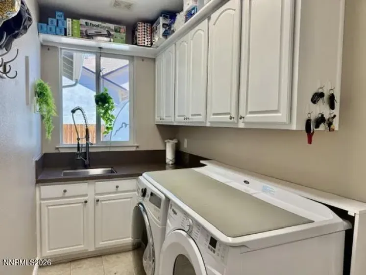 2911 La Cresta, Minden, Nevada 89423, 4 Bedrooms Bedrooms, ,3 BathroomsBathrooms,Residential,Residential,La Cresta,0,260009452