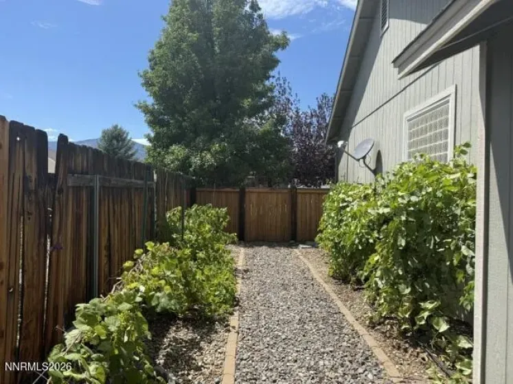 2911 La Cresta, Minden, Nevada 89423, 4 Bedrooms Bedrooms, ,3 BathroomsBathrooms,Residential,Residential,La Cresta,0,260009452