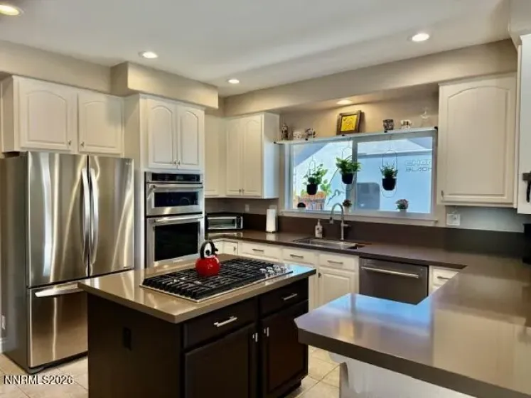 2911 La Cresta, Minden, Nevada 89423, 4 Bedrooms Bedrooms, ,3 BathroomsBathrooms,Residential,Residential,La Cresta,0,260009452